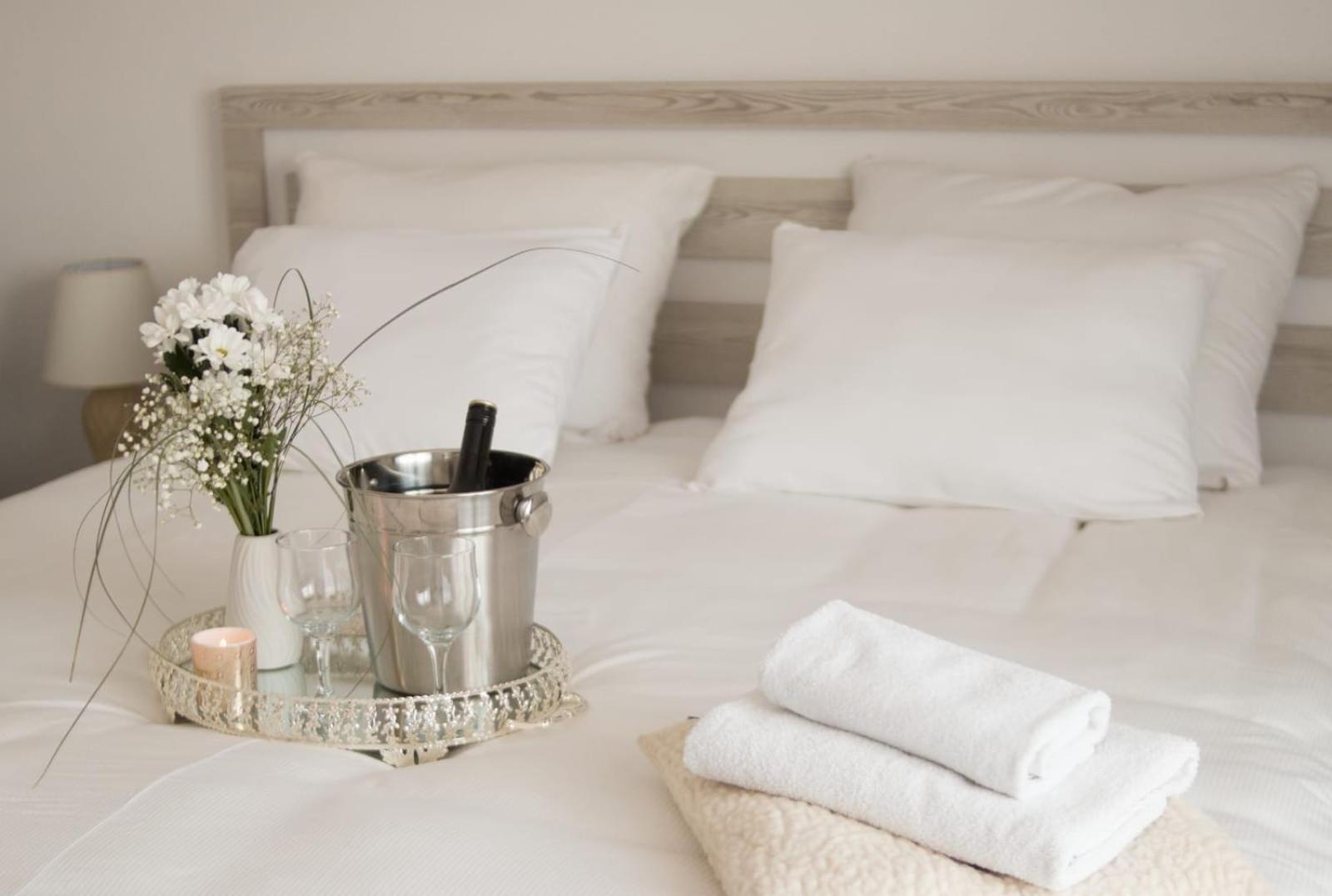 Aparthotel "Queen Zina" Власич Экстерьер фото